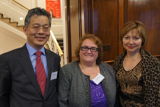 Вэй-Го Жанг, член Совета по МСФО (IASB), Дарья Кухарь, IFAC, и Е. И. Копосова